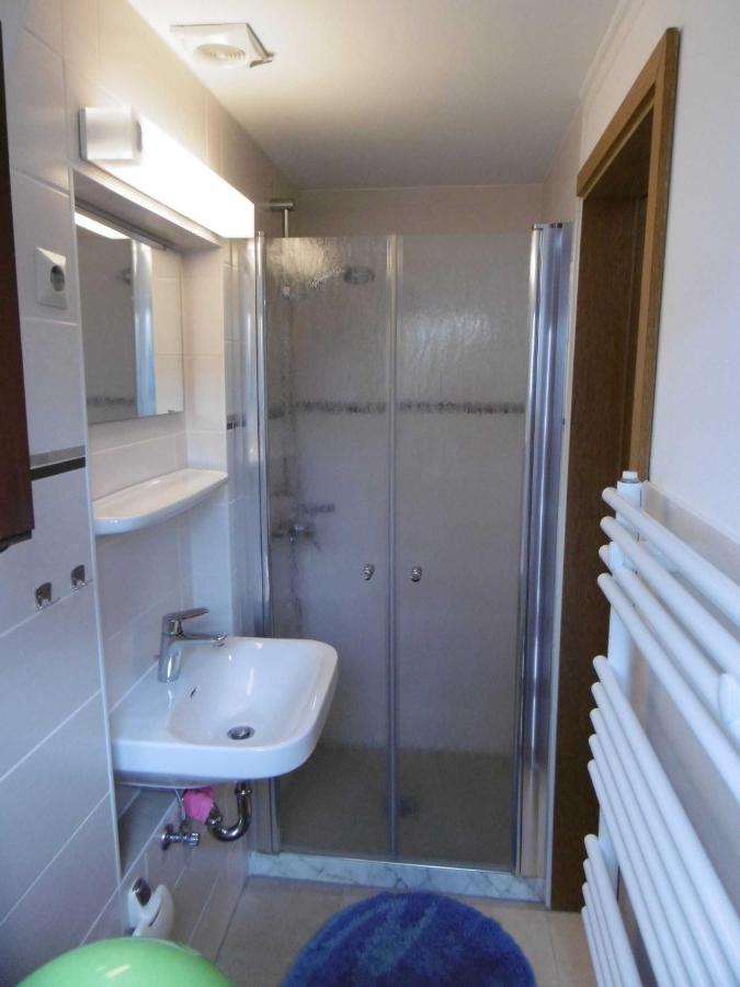 Ferienwohnung Am Bodden ราลส์วีค ภายนอก รูปภาพ