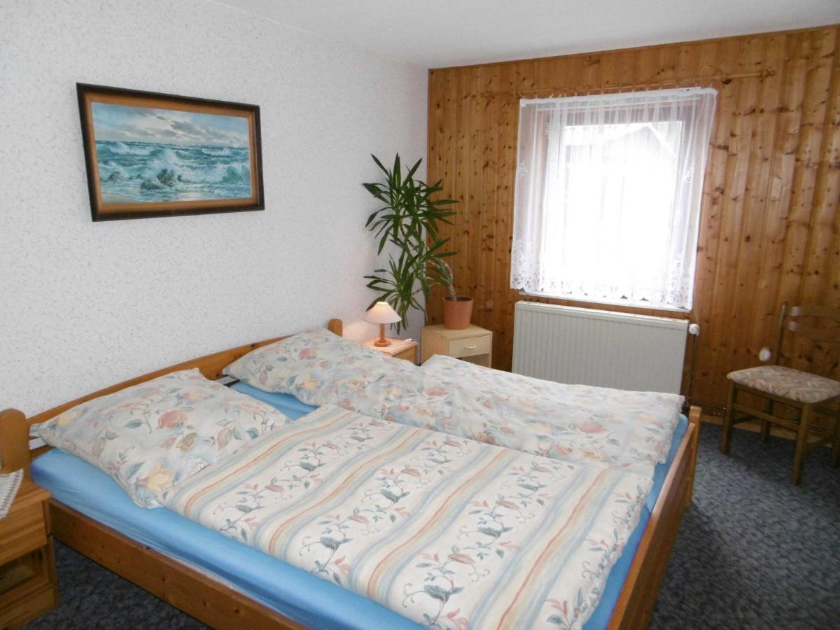 Ferienwohnung Am Bodden ราลส์วีค ภายนอก รูปภาพ